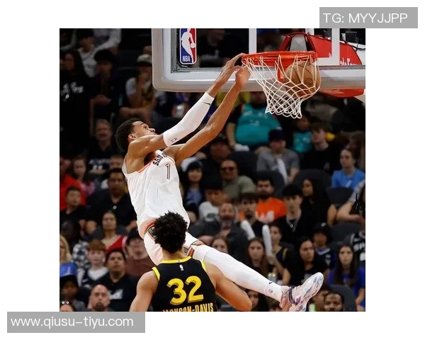 追梦谈防守文班表现:马刺为他设计多样掩护我仿佛在追逐库里的脚步