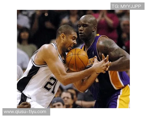 比尔西蒙斯称邓肯历史地位超科比是最被低估的篮球巨星 比尔西蒙斯称邓肯历史地位超科比是最被低估的篮球巨星