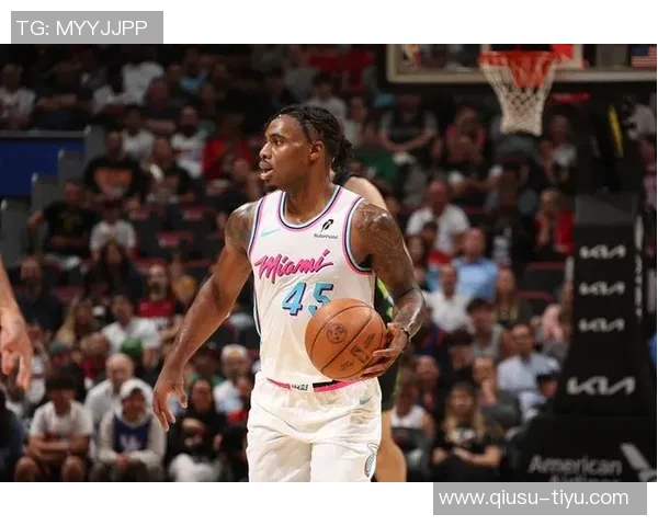 戴维恩米切尔称赞维金斯攻防兼备展现出色领导力与统治力