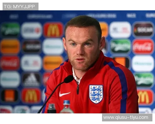 英格兰国家队庆祝鲁尼四十岁生日重温昔日辉煌瞬间