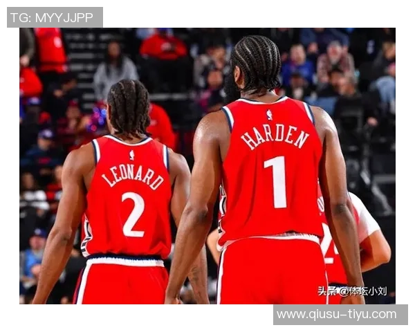 快船半场小幅领先灰熊哈登小卡联手发力助队取胜