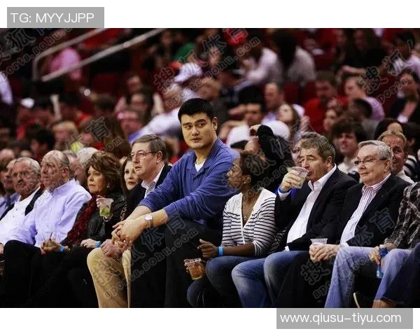 书豪香港企业峰会之旅与蔡老板姚明相聚并畅游迪士尼乐园